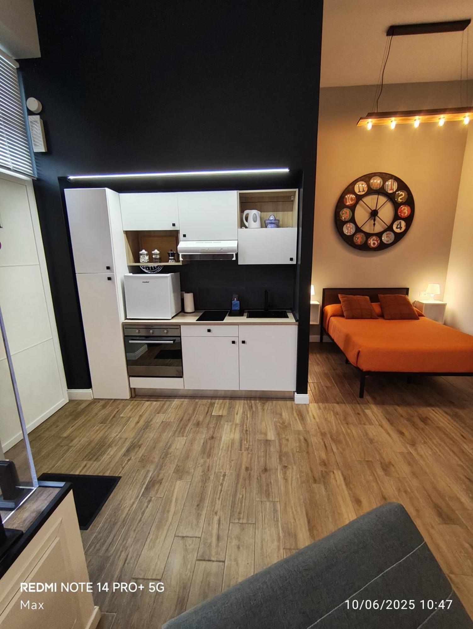 Loft 18a - Casa Con Ingresso Indipendente E Parcheggio Gratuito Apartamento *